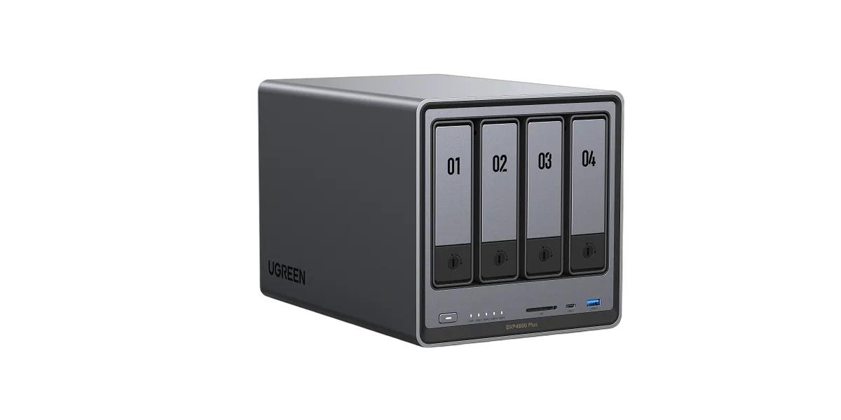 UGREEN DXP4800 Plus - 4 Baies avec 4 disques de 8To, vue 3