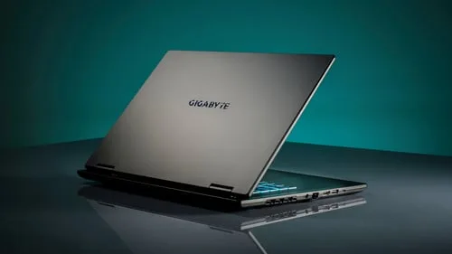 Gigabyte GAMING A16 CVHI3FR894SH - 16" FHD+ 165Hz i7-13620H RTX 5060 16Go 1To W11, vue 7