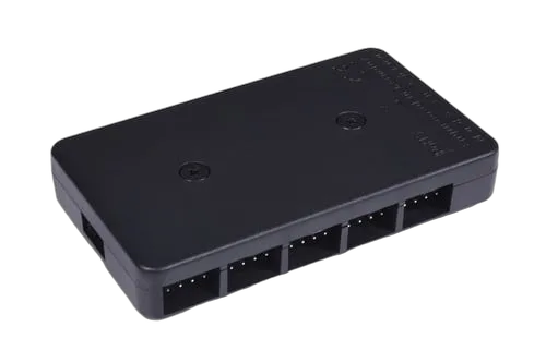 Alphacool Core 10x 4-Pin PWM splitter with SATA, vue 2