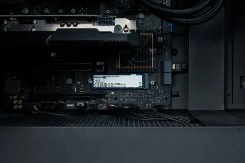 Kingston SNV3S 500Go M.2, vue 6