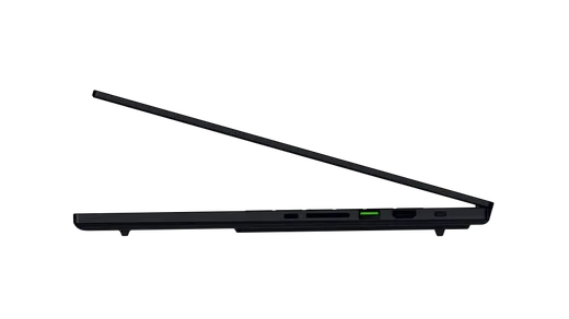 Razer Blade 16 - 16" OLED 2.5K U9 386H RTX 5090 64Go 2To W11